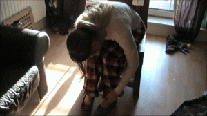 www.cuffkeybondage.com - Jungle Julie Handcuffed Hottie thumbnail